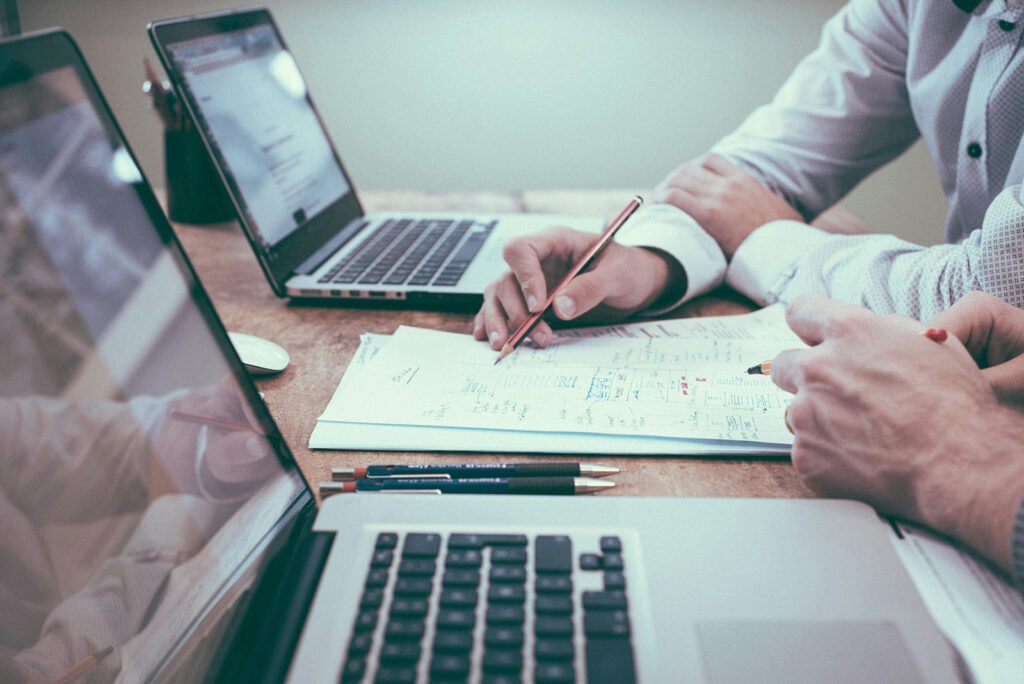 How Can Collaborative Content Enhance Personal Injury Lawyer SEO?