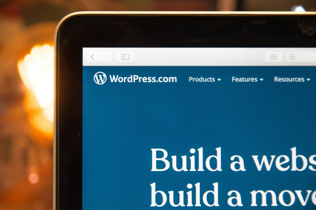 What are Color Trends for Restaurant Websites in 2025?