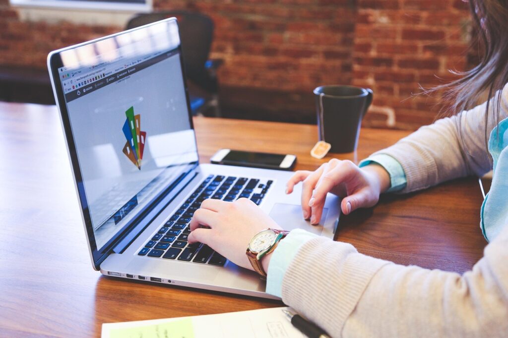 Is Paying Someone To Do Law Firm SEO Worth It?